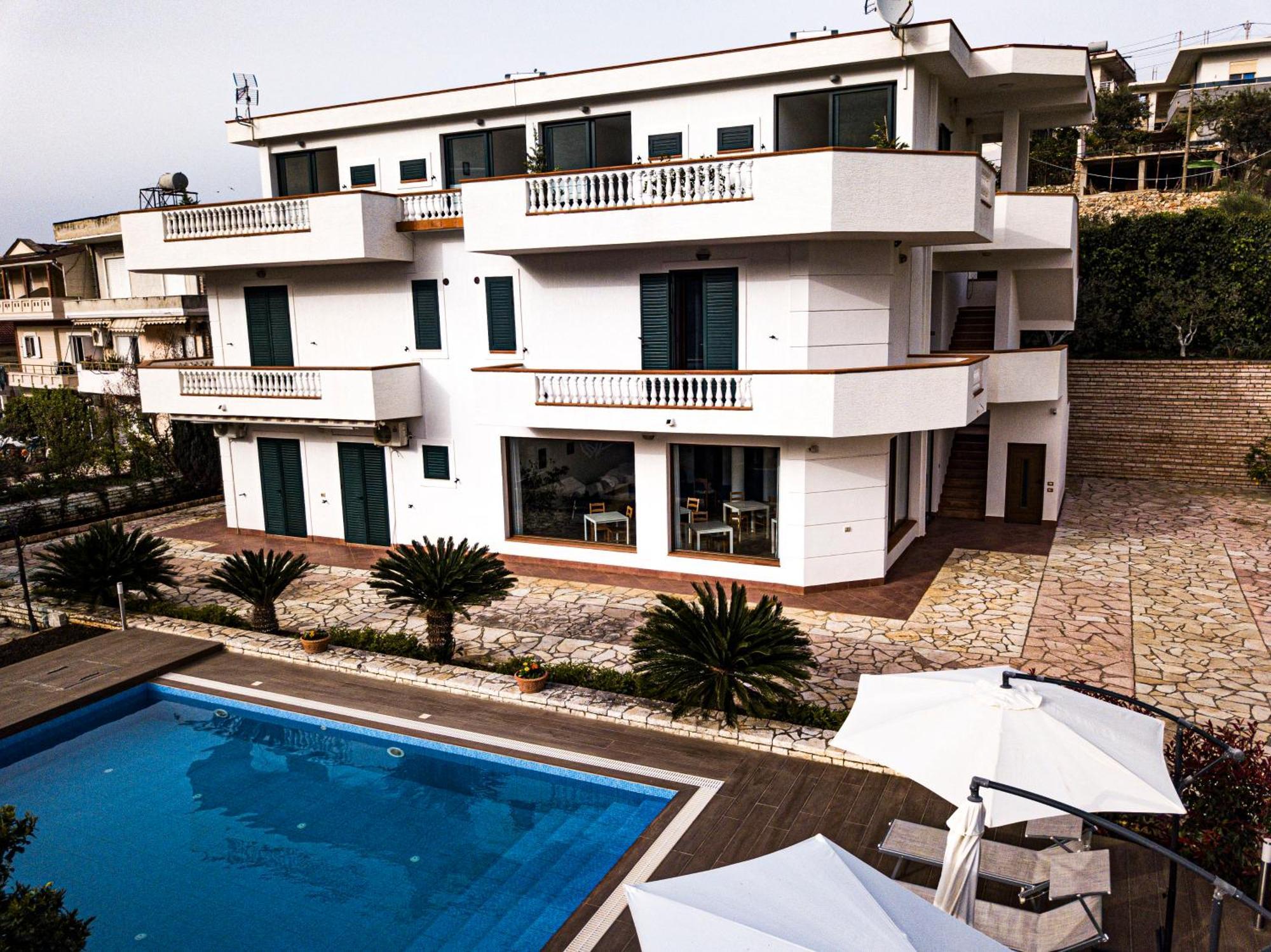 Villa La Quiete - Adults Only Cuke Ngoại thất bức ảnh