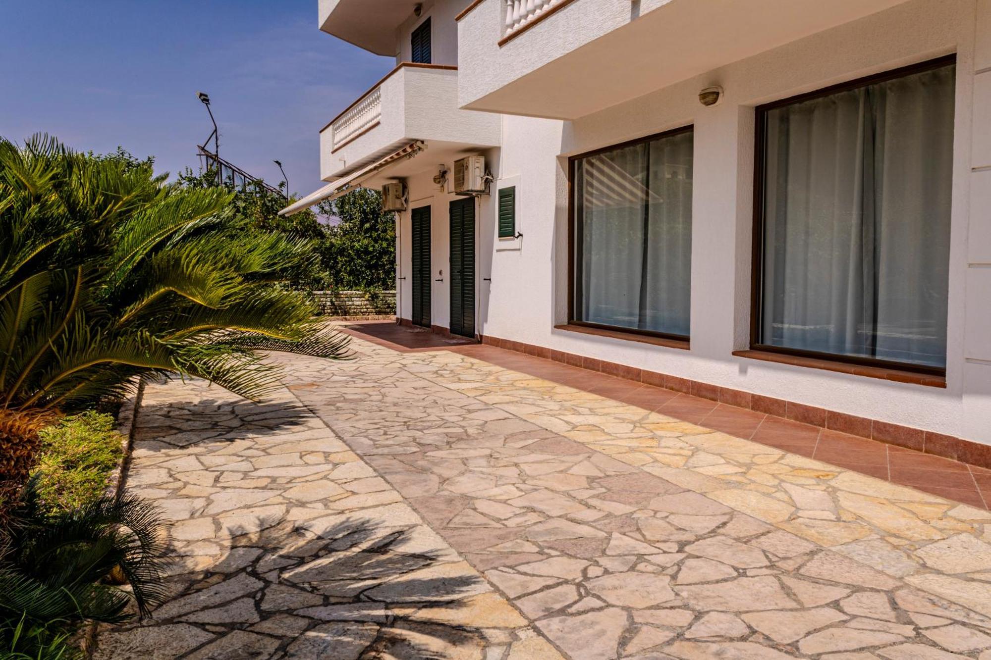 Villa La Quiete - Adults Only Cuke Ngoại thất bức ảnh